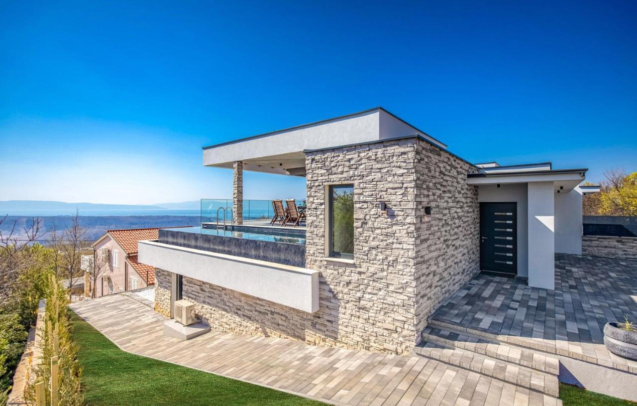 Villa Nina Smrika Luaran gambar